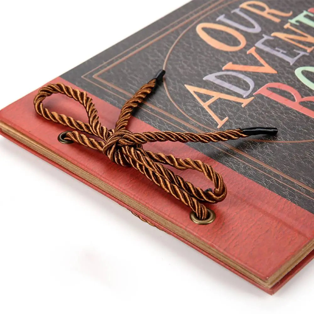 Our Adventure Book – Scrapbook Fotoalbum – Hoekjes Licht Beschadigd – Nieuw